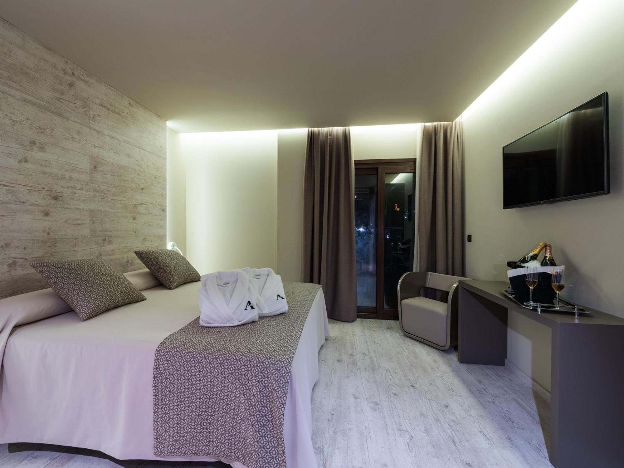 Hotel Spa Elia Alcala del Jucar Habitación foto